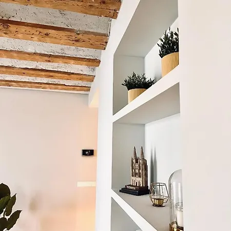 Atuairehome El Mirador De La Calle La Puebla Con Parking Incluido Appartamento